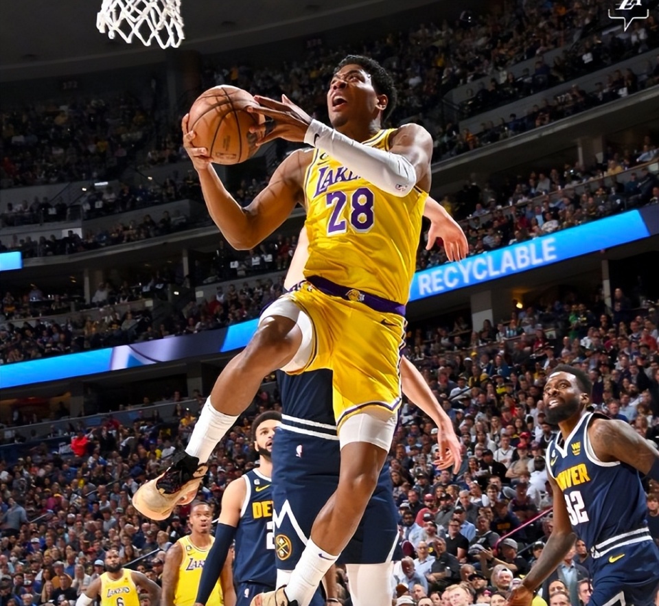 开云体育世界杯-年终总决赛翻盘联合杯，穆雷带队取胜