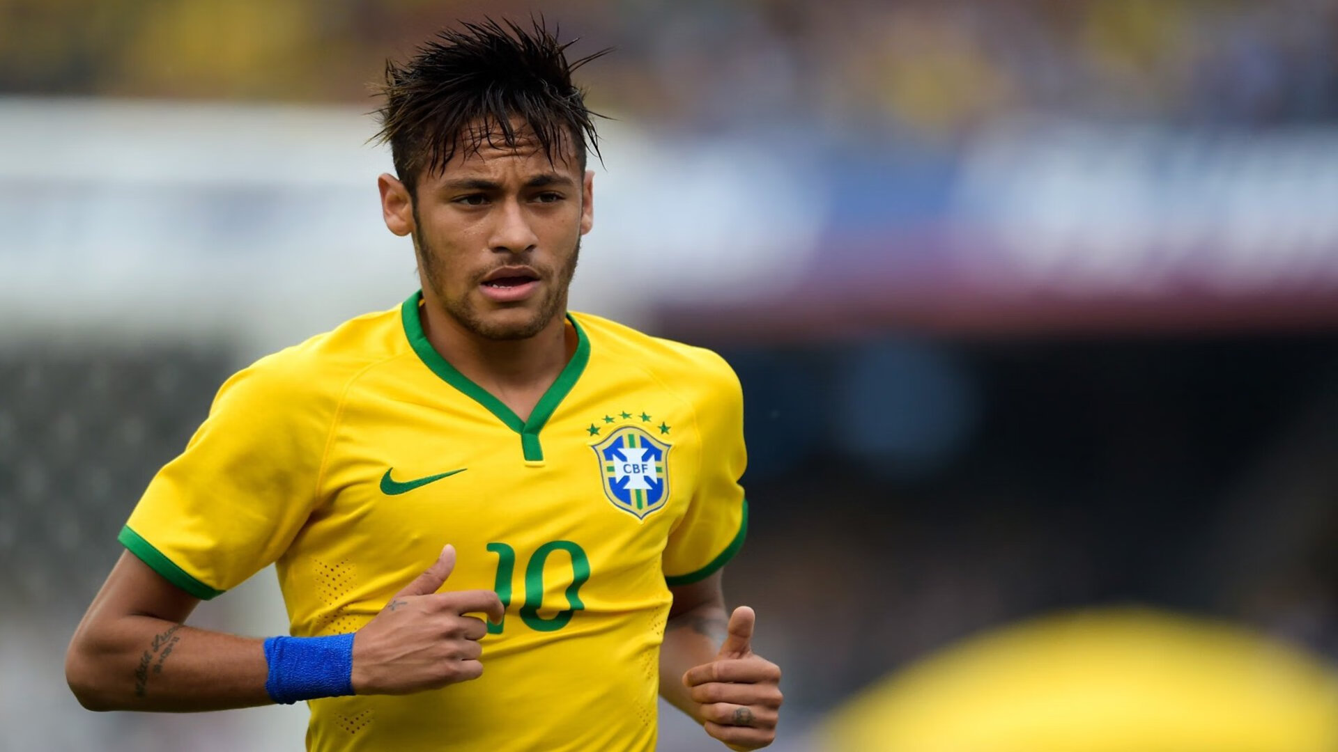 哈弗茨爆发，马里压哨击败莱比锡红牛，一场足球比赛如何成为社会情绪的减压阀？