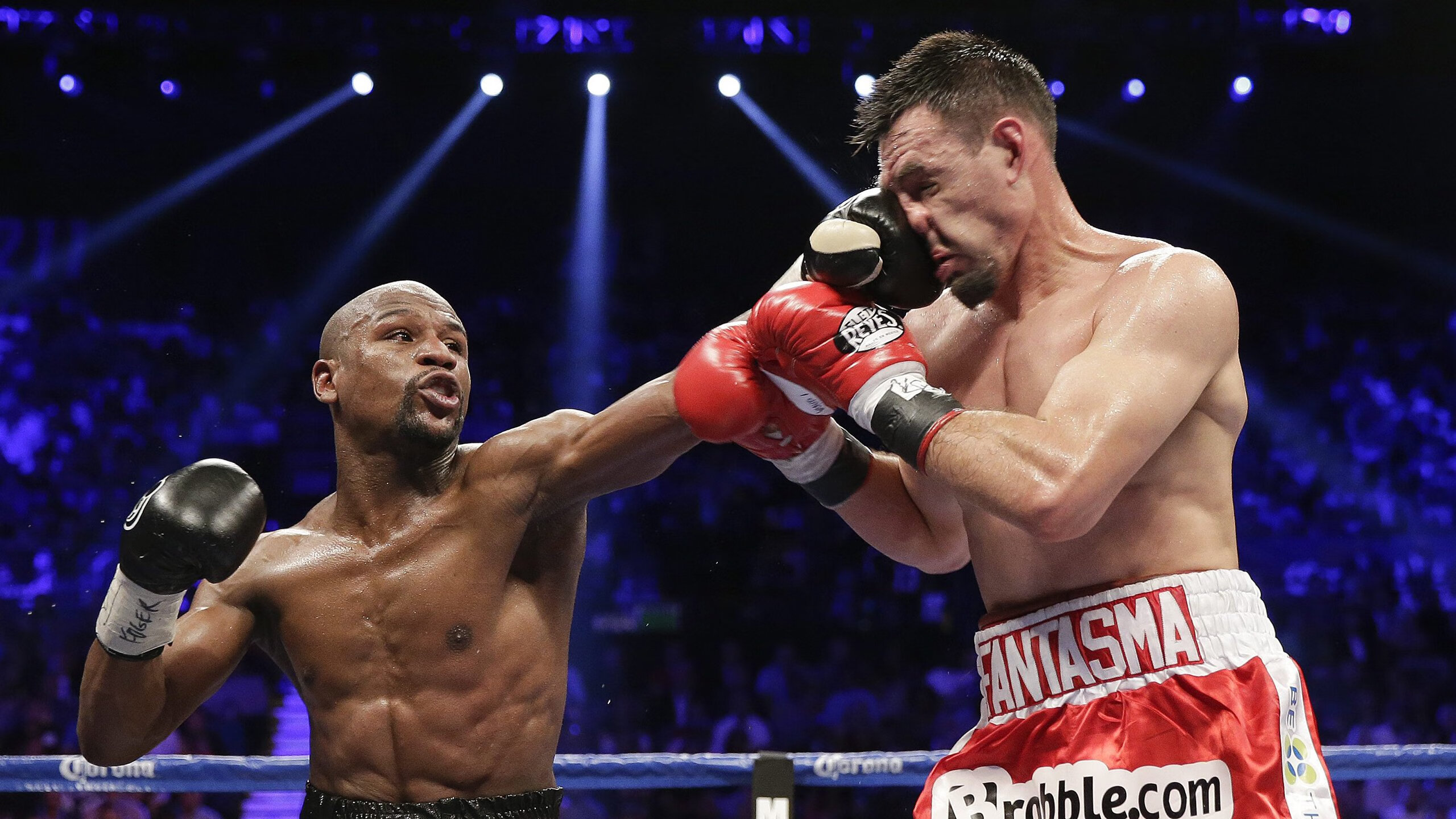 佛罗伦萨碾压乌拉圭，奥斯梅恩攻防两端的统治艺术